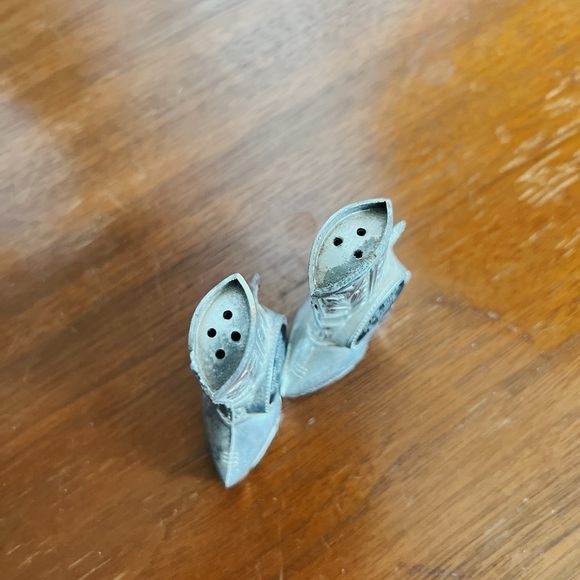 Black Hills SD Silver Cowboy Boot Salt & Pepper Shakers | Vintage Western Decor - Picture 2 of 4